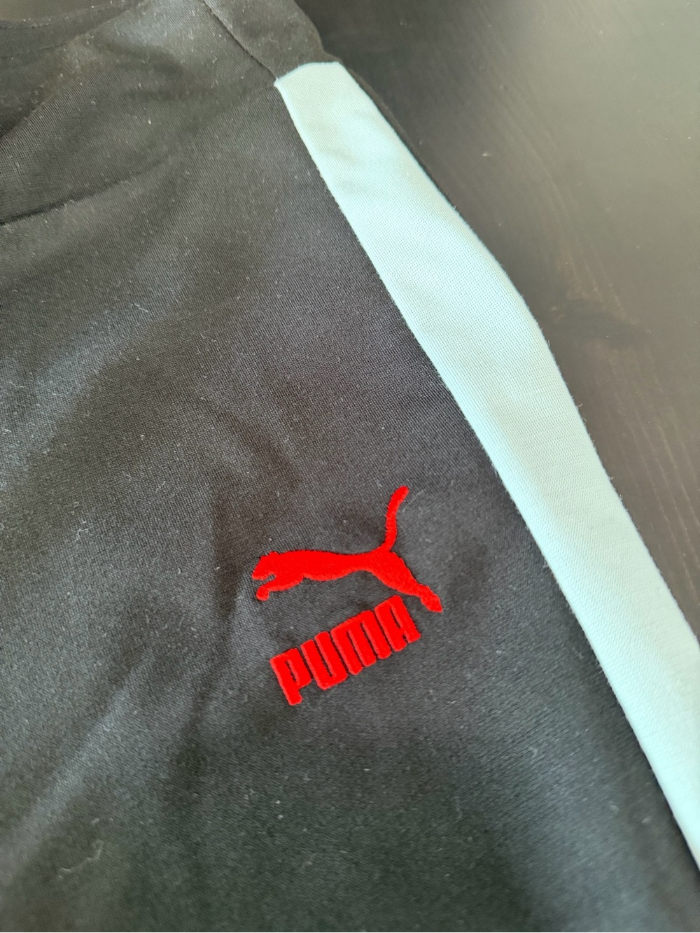 Puma Black Leggings with Light Blue Side Panels and Red Logo - Picture 5 of 7